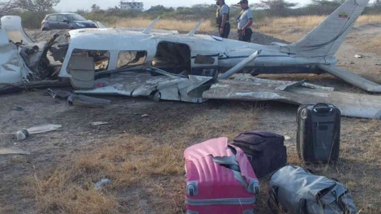Según reportes de la prensa local, la matrícula de la avioneta ecuatoriana modelo Piper PA-32 había sido modificada a HO-BCQ, en lugar de la original HC-BLO.