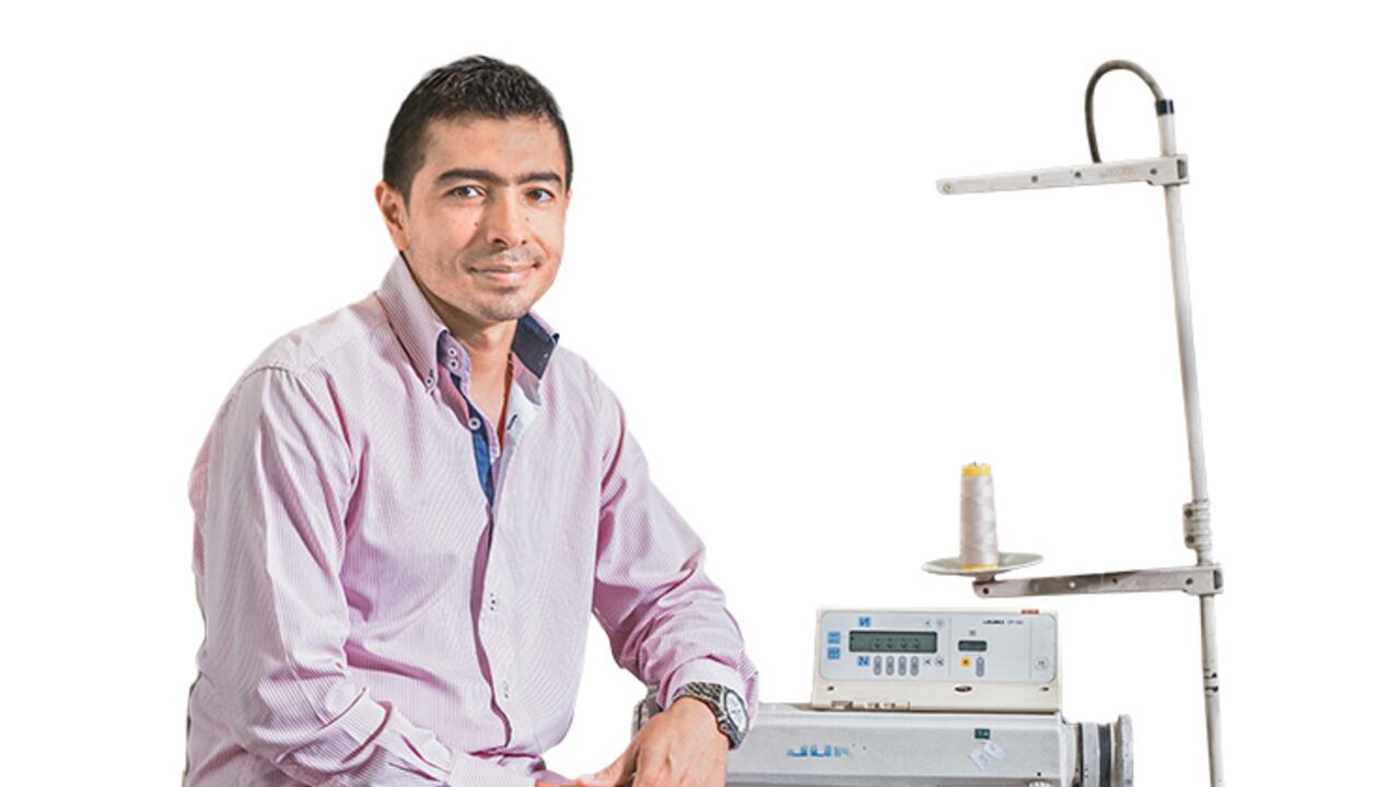 Edison Argu¨elles - Director de Confecciones Calar
La falta de mano de obra calificada es uno de los inconvenientes que debe afron-tar el sector.