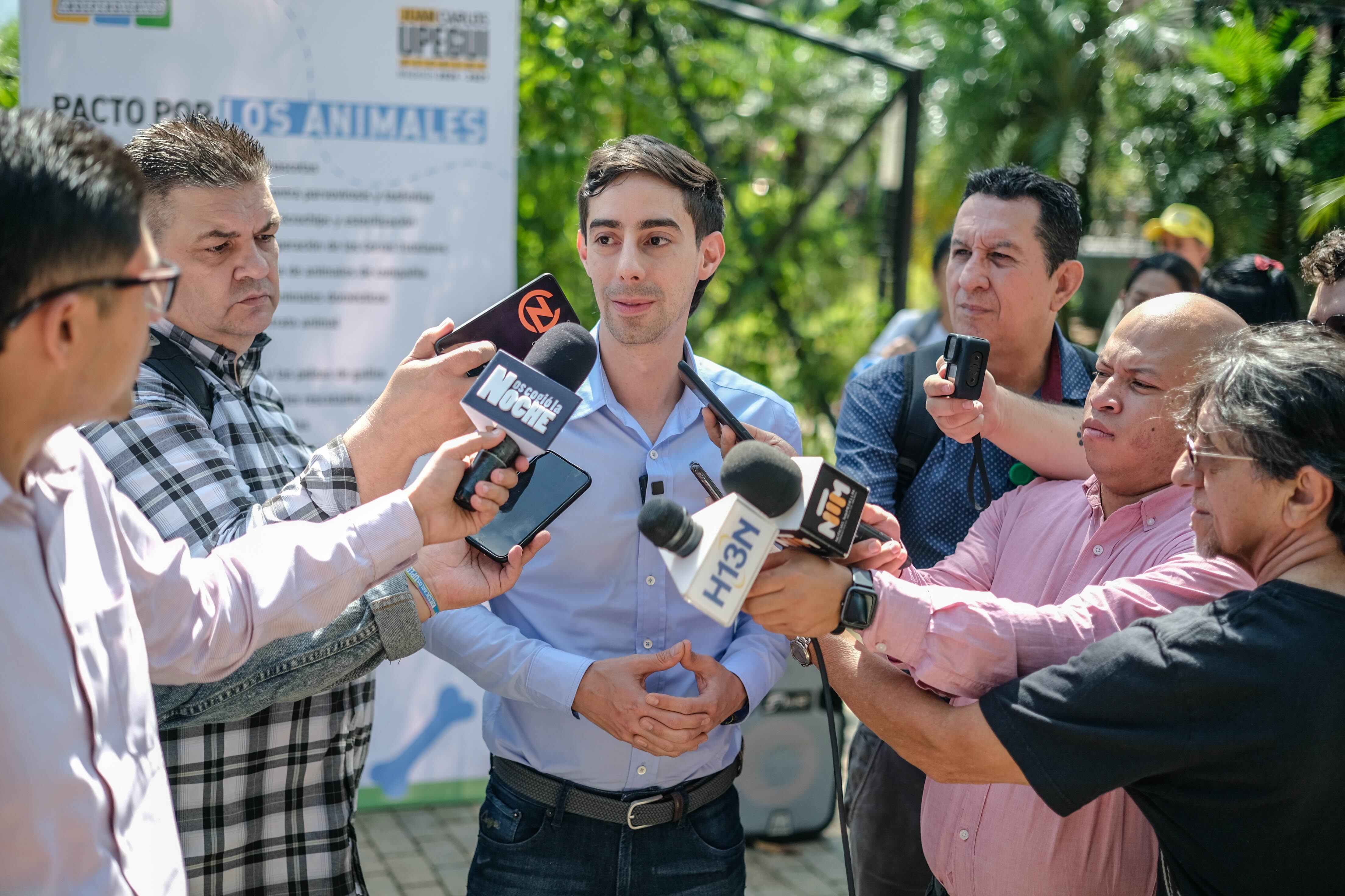 Juan Carlos Upegui anunciado el respaldo de grupos de animalistas.