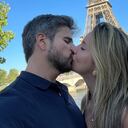 Daniela Álvarez y Daniel Arenas viajaron a París.