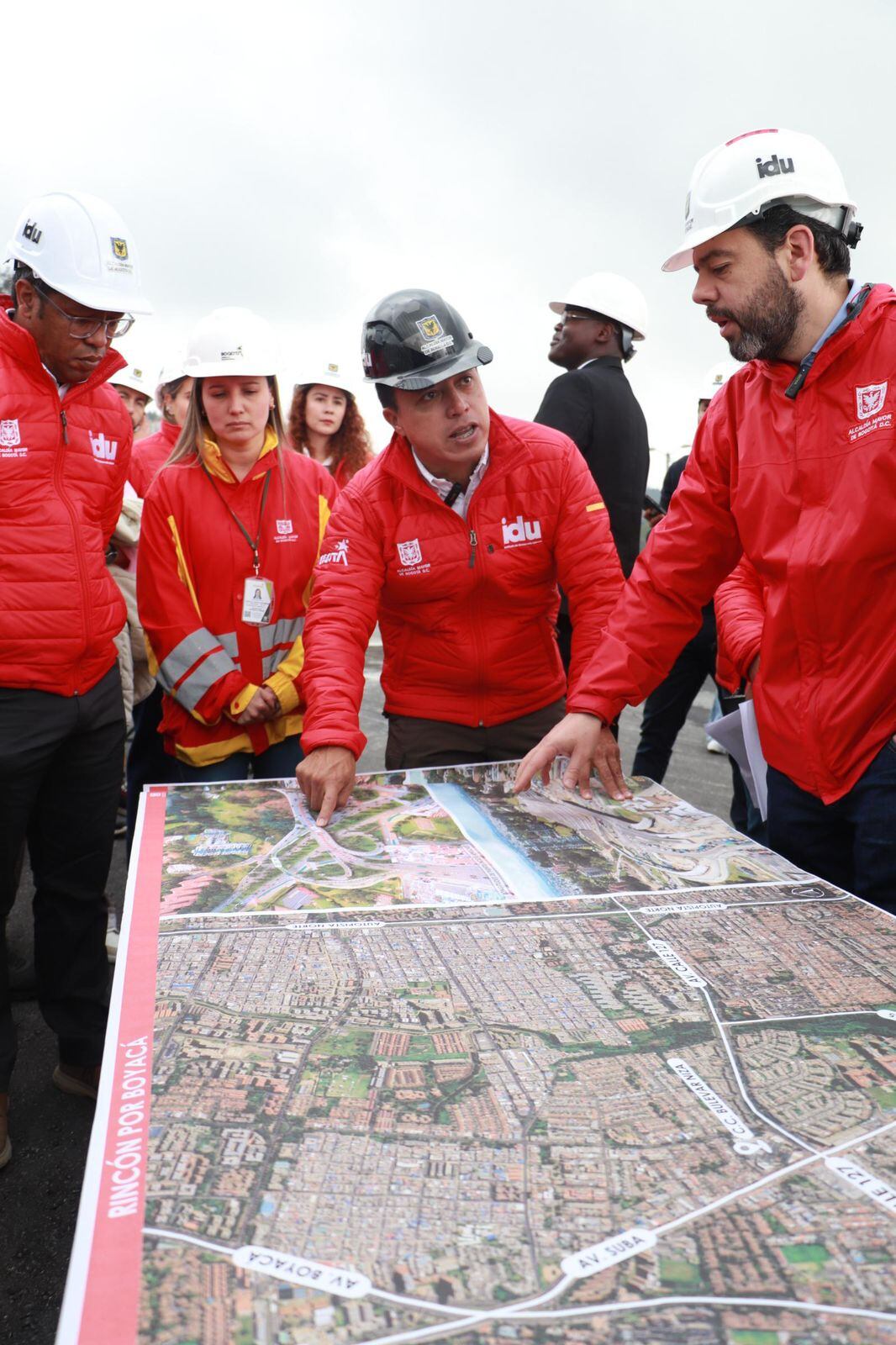 Alcalde Carlos Fernando Galán y director del IDU, Orlando Molano
