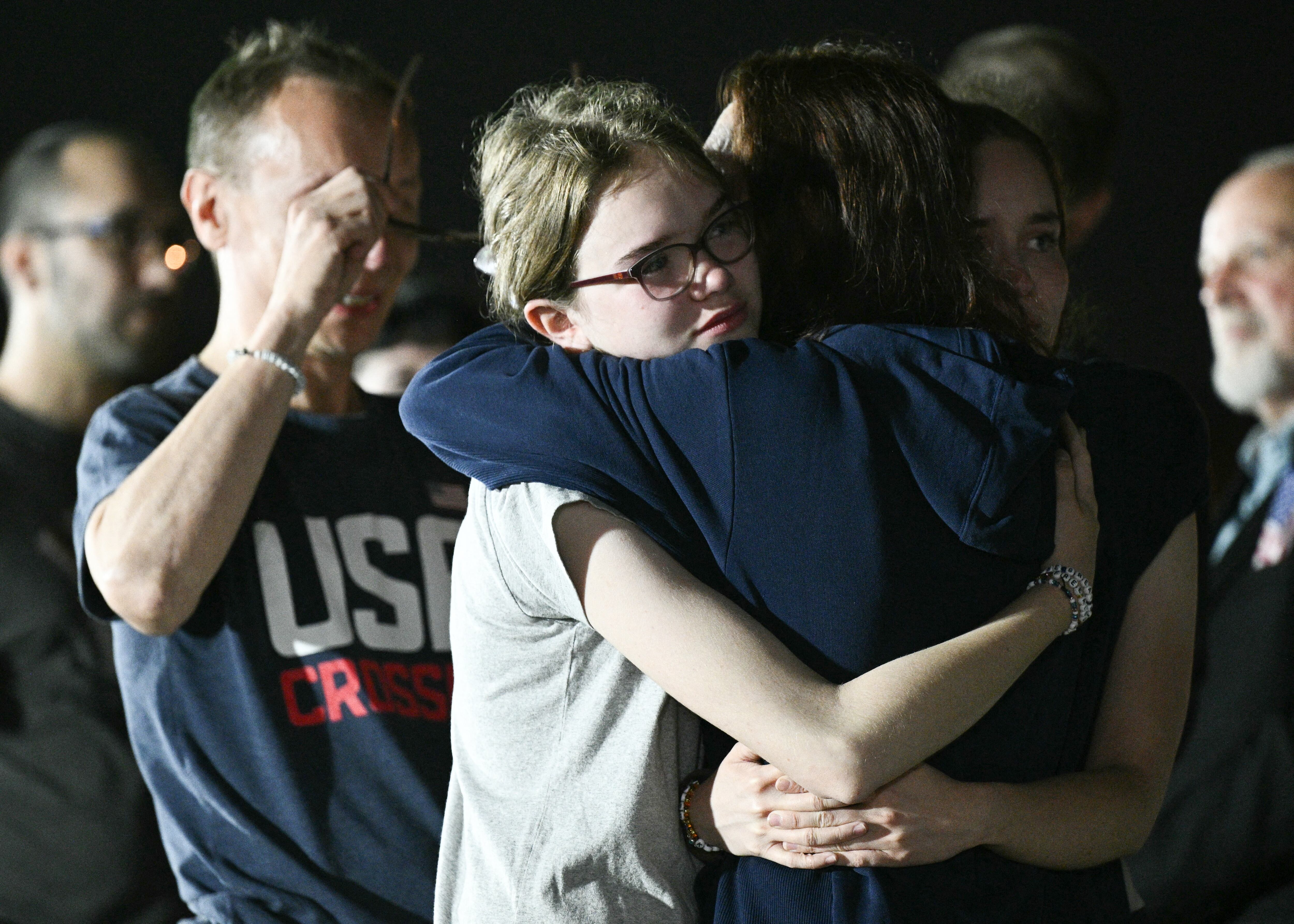 l periodista Evan Gershkovich y sus compañeros de prisión liberados por Rusia aterrizaron tarde en Estados Unidos. El 1 de agosto, según vio un periodista de la AFP, se produjo un extraordinario acuerdo de intercambio entre Washington y Moscú.