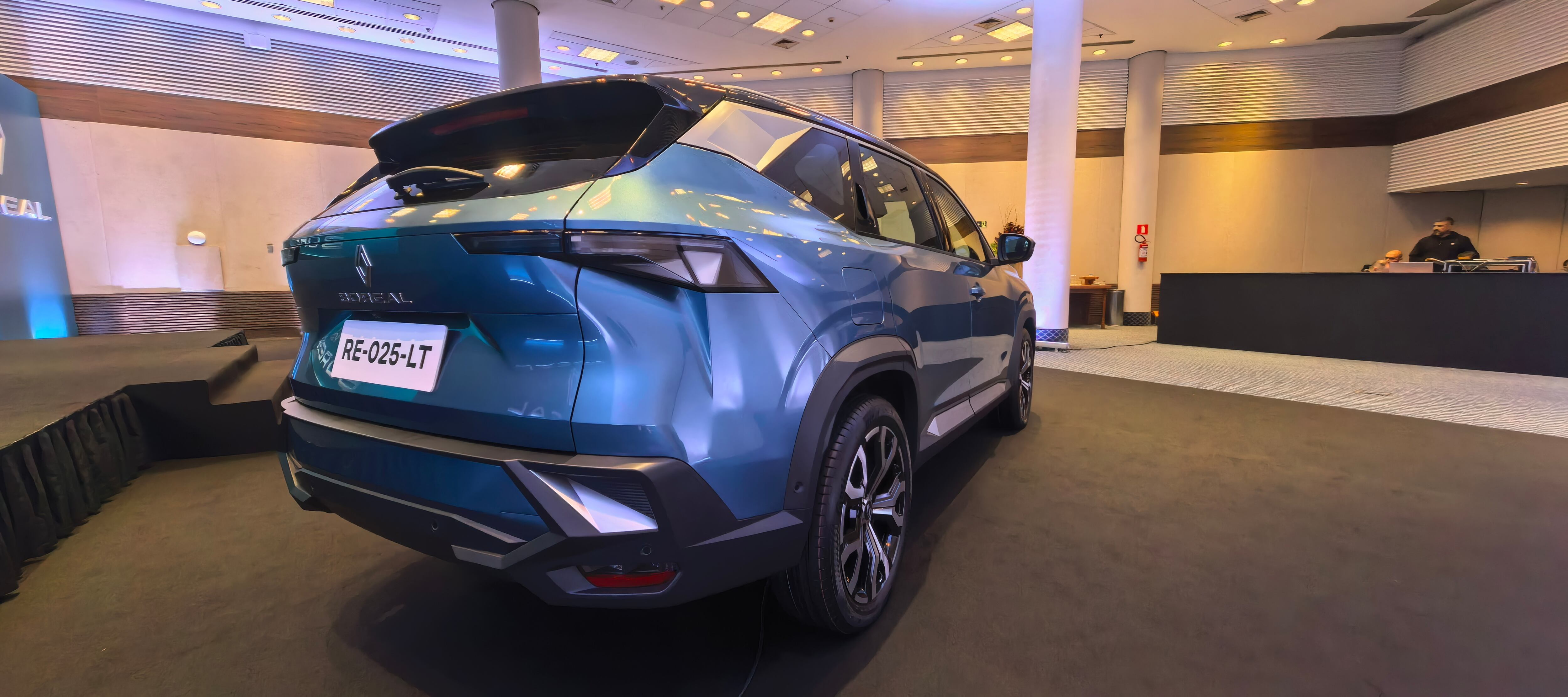 La nueva Renault Boreal llega con motor 1.3 turbo y con caja automática de 6 velocidades.