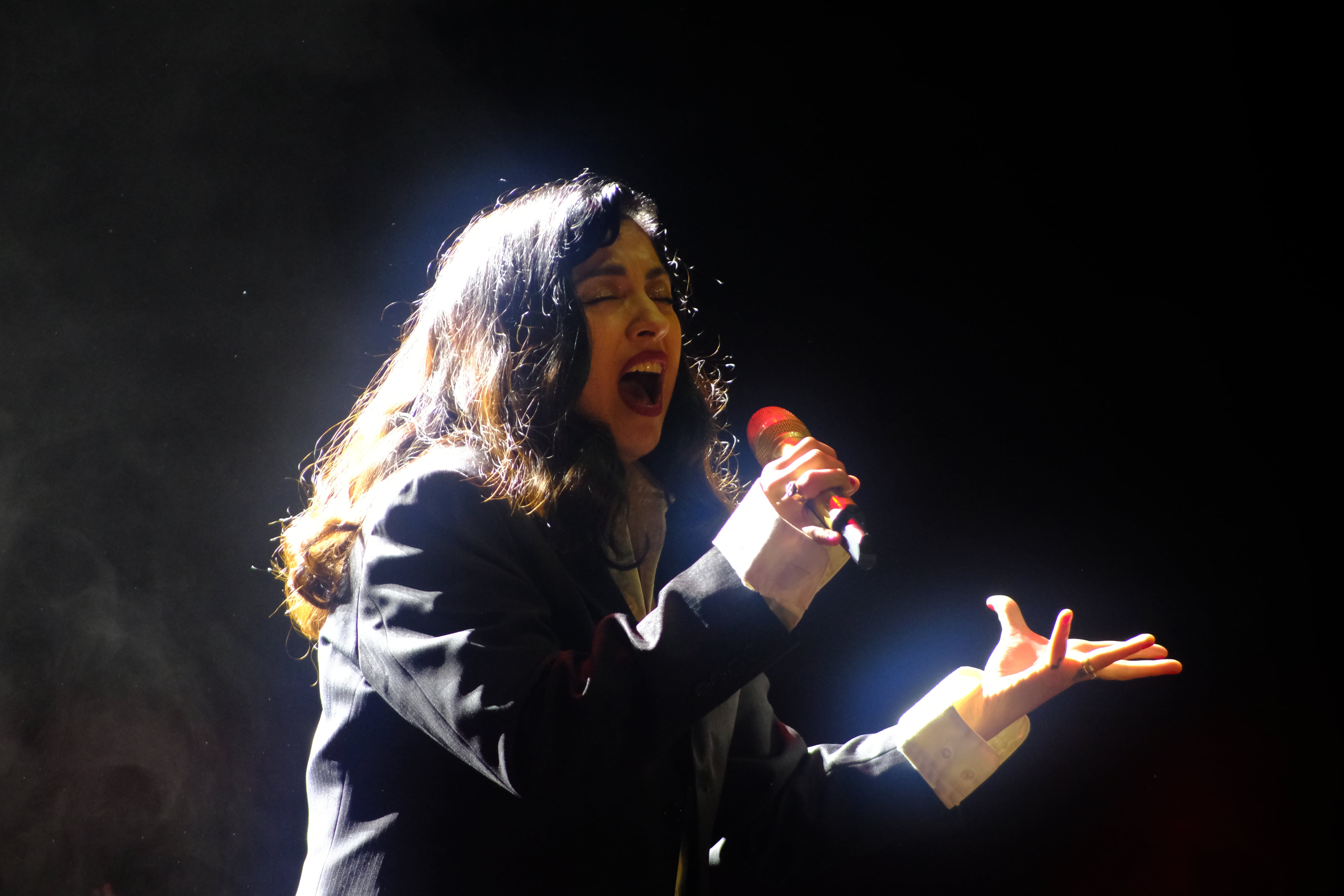 Mon Laferte en el FESTIVAL CORDILLERA 2022.