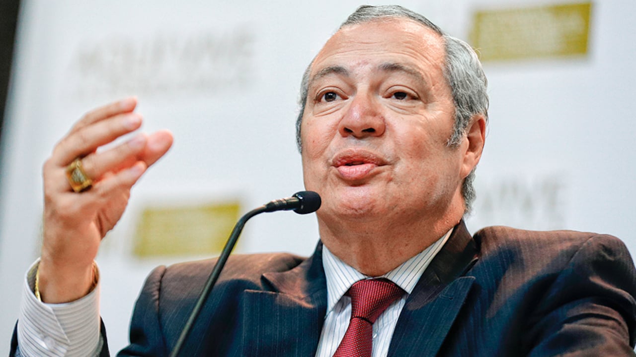 El presidente del Senado, Iván Name, le pidió al presidente Petro respeto por el Congreso.