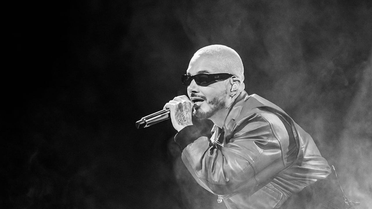 J Balvin se presenta en el Barclays Center en Brooklyn como parte de la gira norteamericana 2025 "Back to the RAYO" el 30 de marzo de 2025 en la ciudad de Nueva York. (Foto de Roy Rochlin/Getty Images)