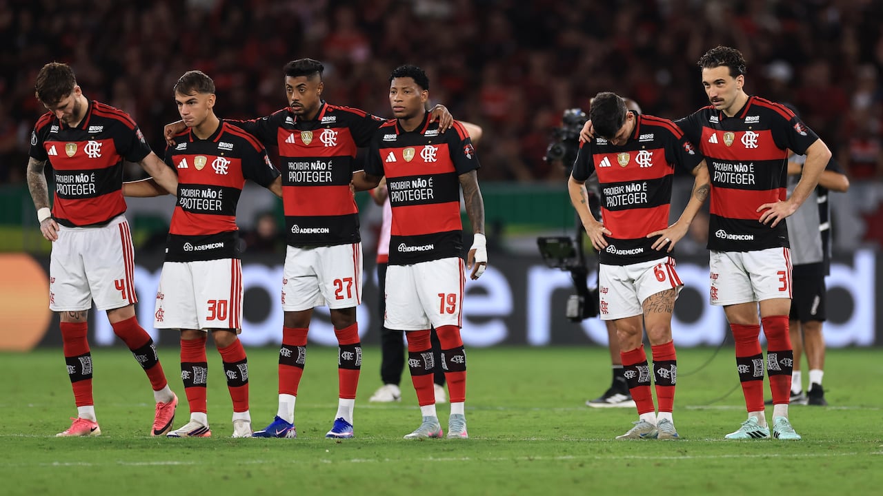 Jugadores de Flamengo en los penaltis