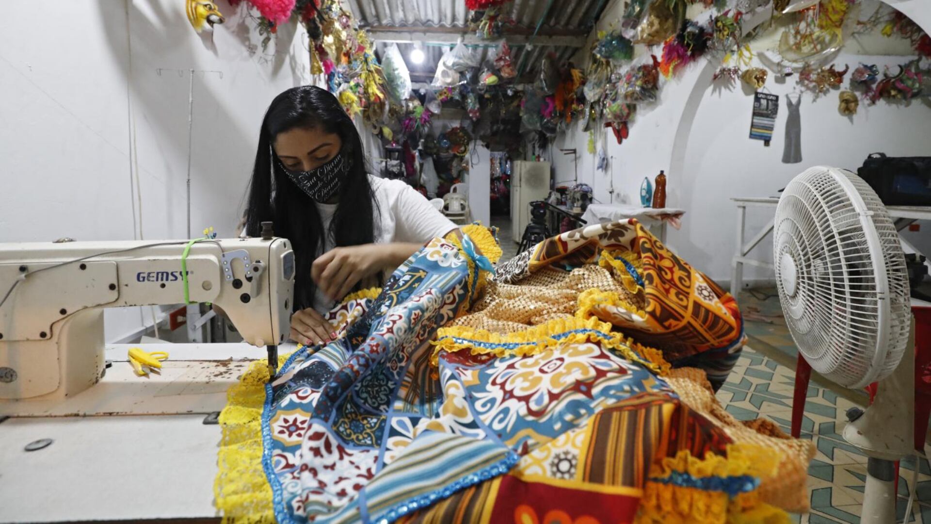 Del movimiento económico que genera el carnaval se benefician anualmente, de forma directa, al menos 3.176 personas.