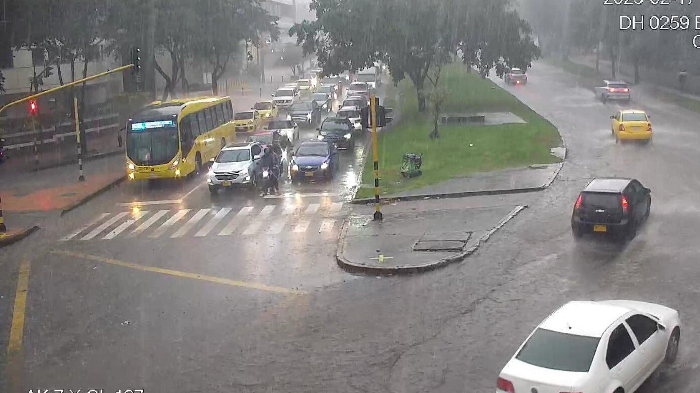 Las precipitaciones fueron especialmente fuertes en sectores como Usaquén, Engativá y Santa Fe.