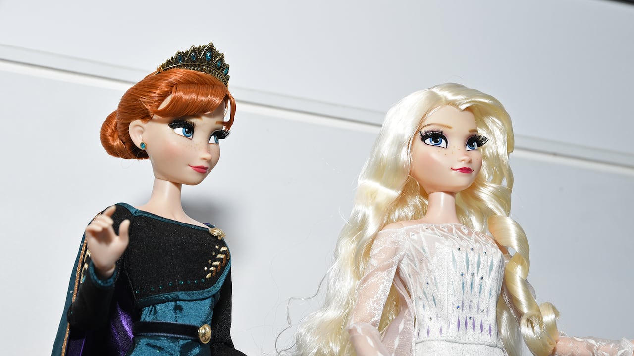 El director ejecutivo de la compañía confirmó que el estudio trabaja en una nueva historia sobre las aventuras de Elsa, Anna y compañía.