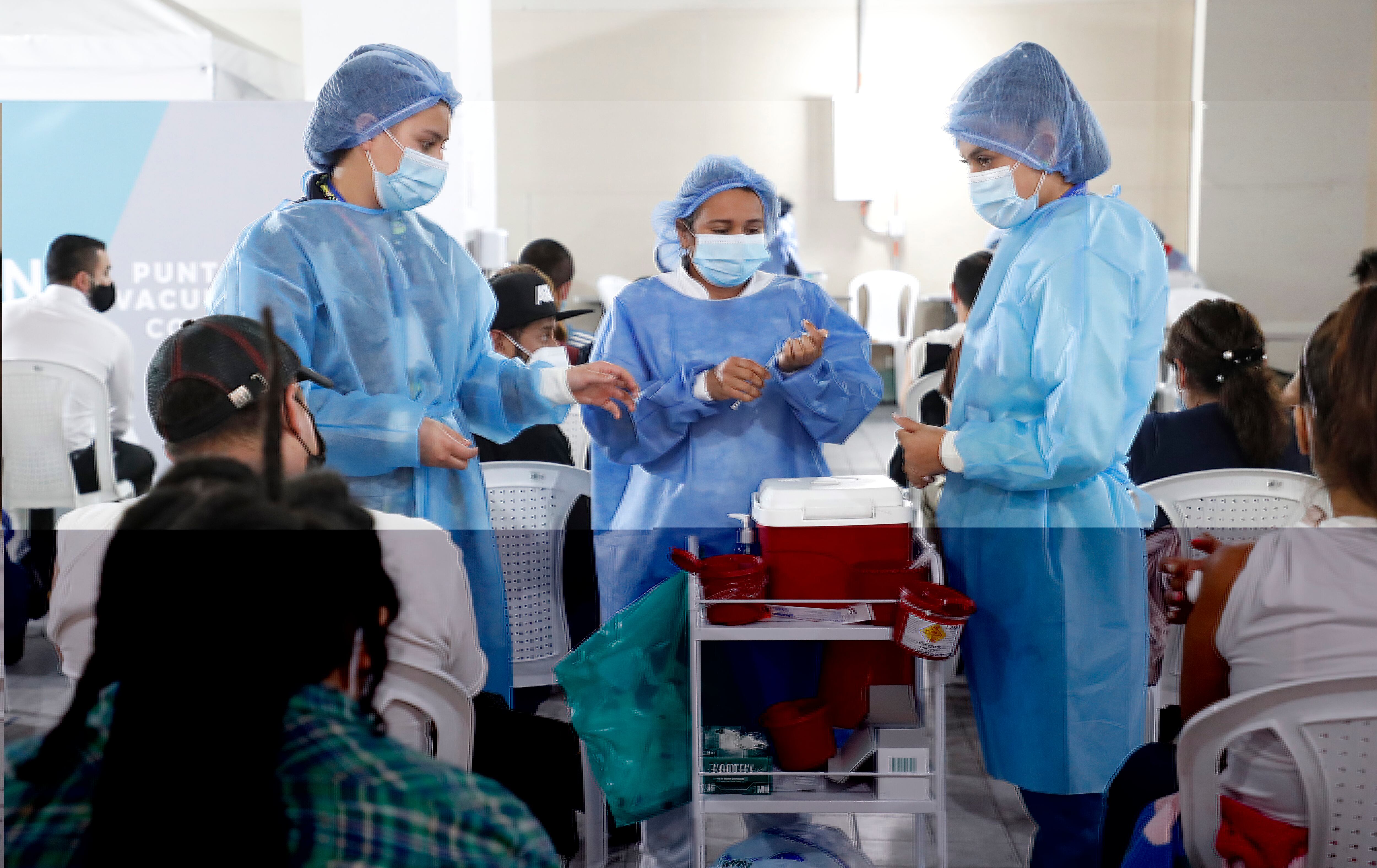 Llevar la vacunación contra la covid-19 a todos los rincones del país fue una de las labores de los gobernadores.