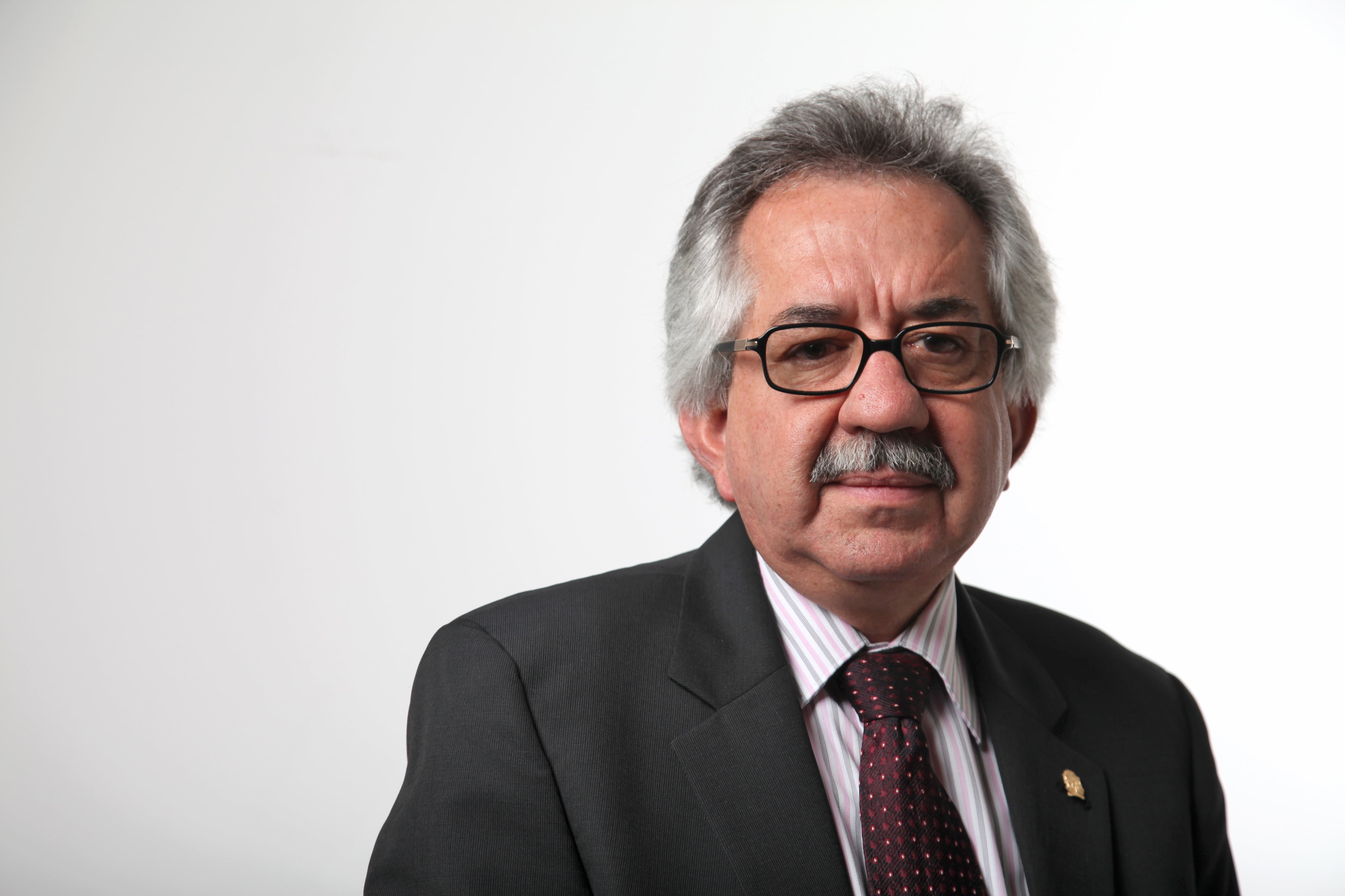 Ignacio Mantilla. exrector universidad nacional. Bogotá abril 20 de 2012