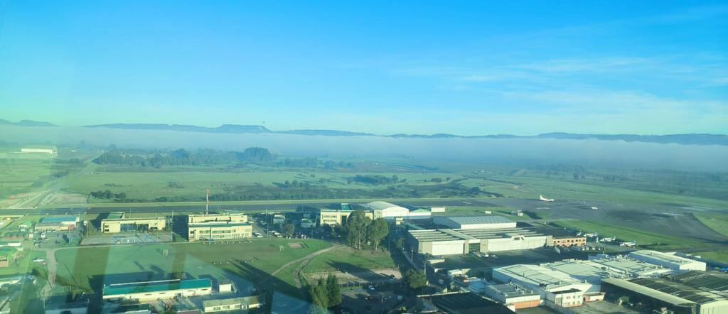 Presencia de niebla en el aeropuerto El Dorado.