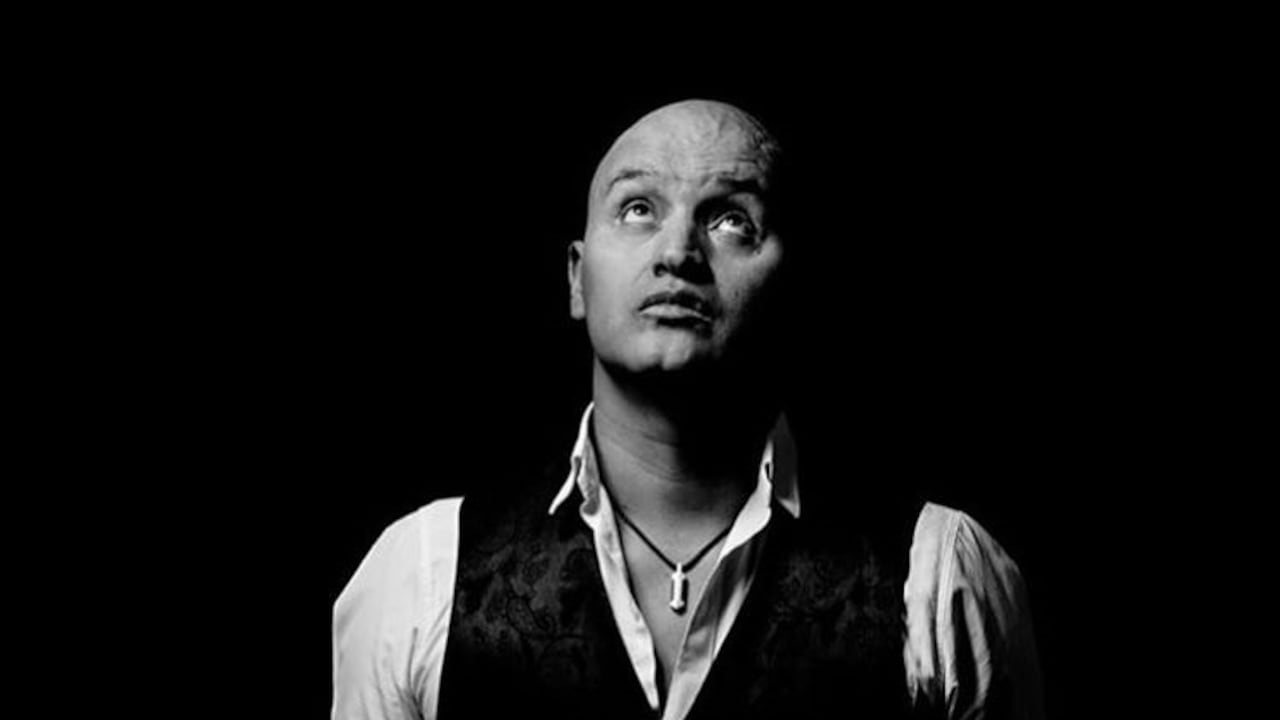 Hassam compartió una profunda reflexión sobre cómo el humor lo ayudó a afrontar los momentos difíciles que ha vivido en los últimos años.