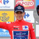 El líder de la Vuelta a España sufrió un traspié en la jornada 12.