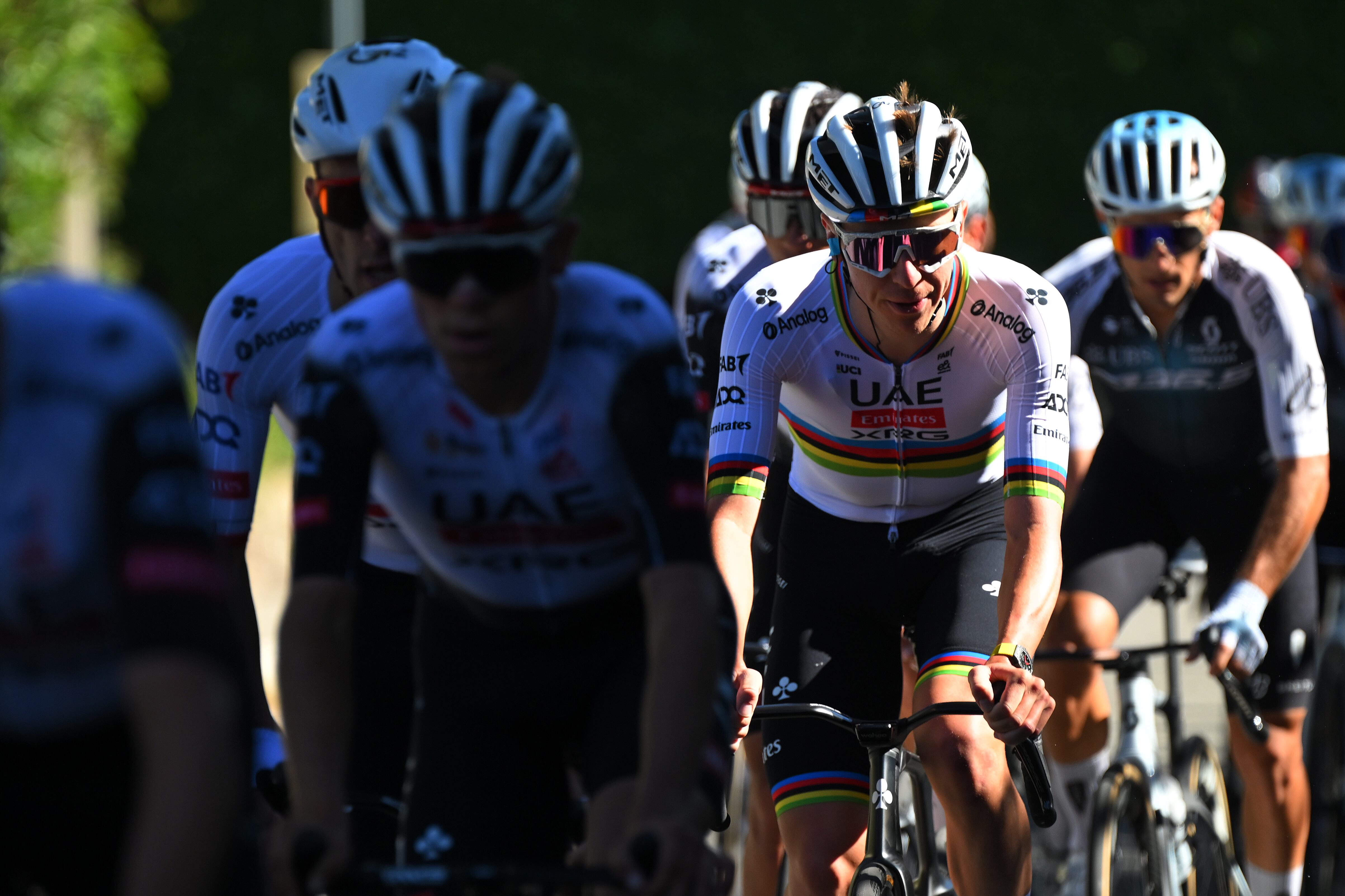 Tadej Pogačar (UAE Team Emirates) no tuvo rival en los kilómetros finales de la Tre Valli Varesine 2025.