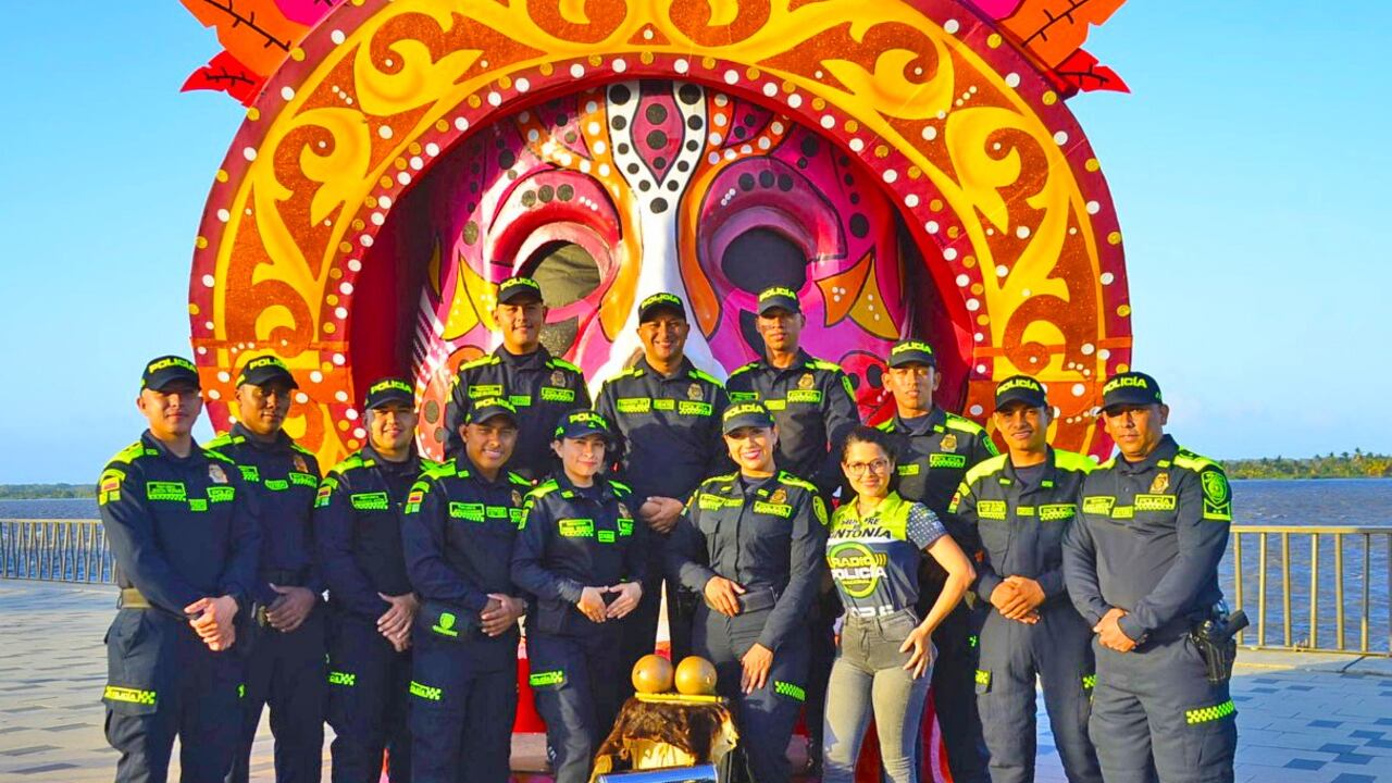 Grupo conformado para llevar recomendaciones con musica y folclor.