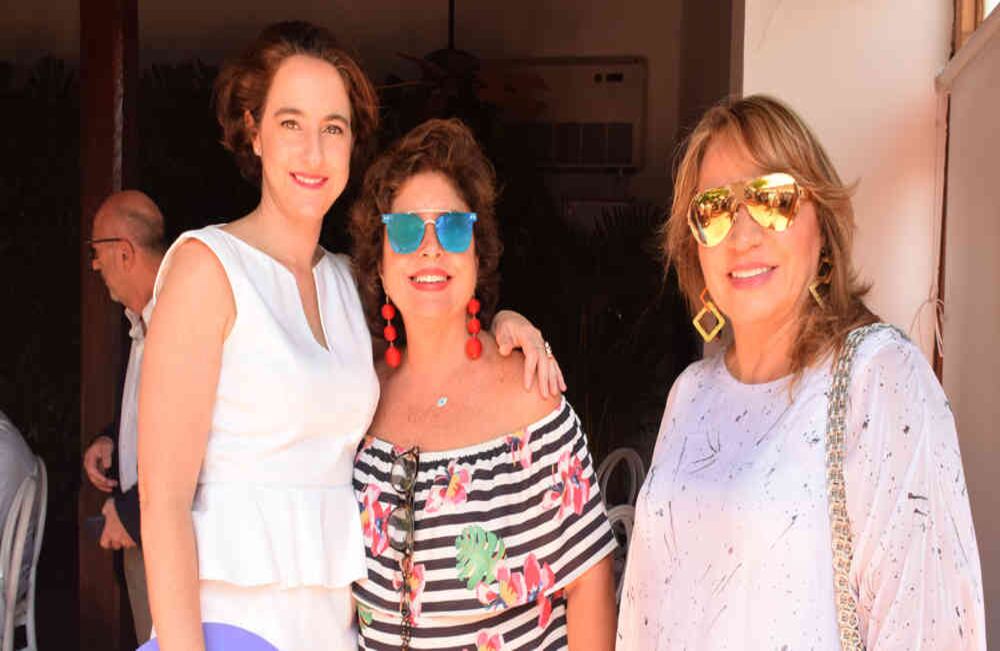 Amalia Pombo, Jacqueline Lemaitre y Adriana Nieto.