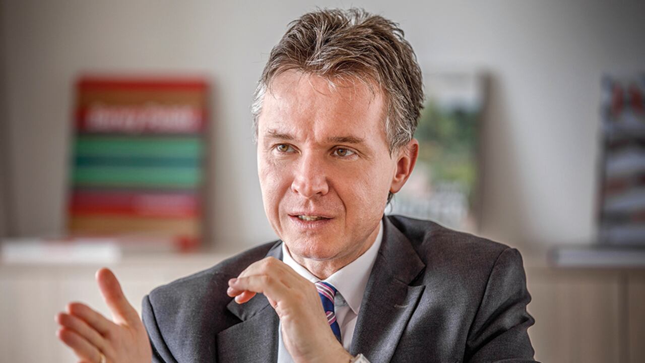 Paweł WoznyEMBAJADOR DE POLONIA