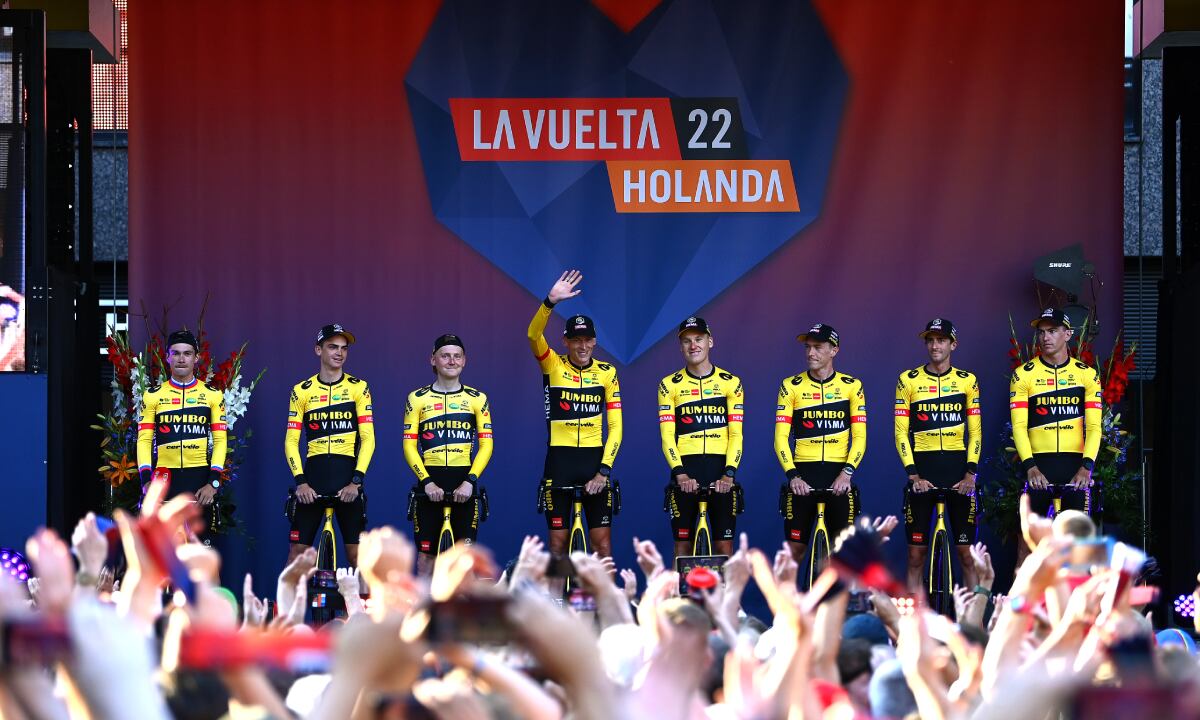 UTRECHT, NETHERLANDS - AUGUST 18: Primoz Roglic of Slovenia, Edoardo Affini of Italy, Rohan Dennis of Australia, Robert Gesink of Netherlands, Chris Harper of Australia, Sepp Kuss of United States, Sam Oomen of Netherlands, Mike Teunissen of Netherlands and Team Jumbo - Visma during the 77th Tour of Spain 2022 - Team Presentation / #LaVuelta22 / #WorldTour / on August 18, 2022 in Utrecht, Netherlands. (Photo by Getty Images/Tim de Waele)