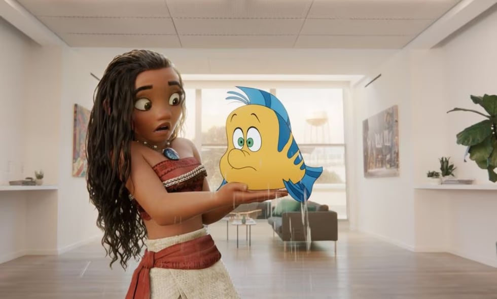 Cientos de personajes, se dieron cita en este corto que revive grandes momentos de la casa del ratón.