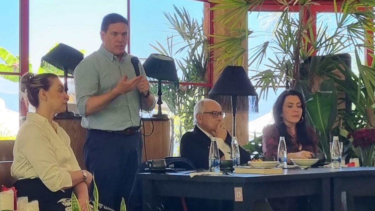 Juan Carlos Pinzón y José Obdulio Gaviria.