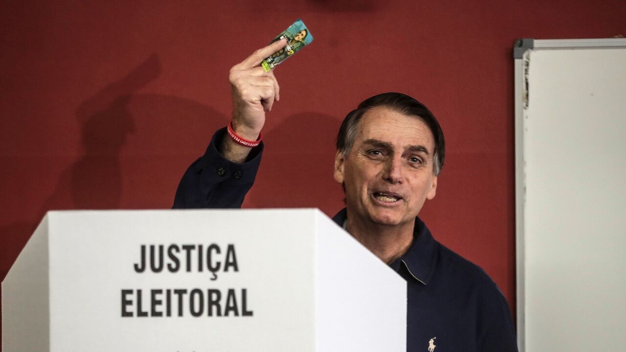 Bolsonaro podría verse en graves problemas judiciales tras las declaraciones del Hacker
