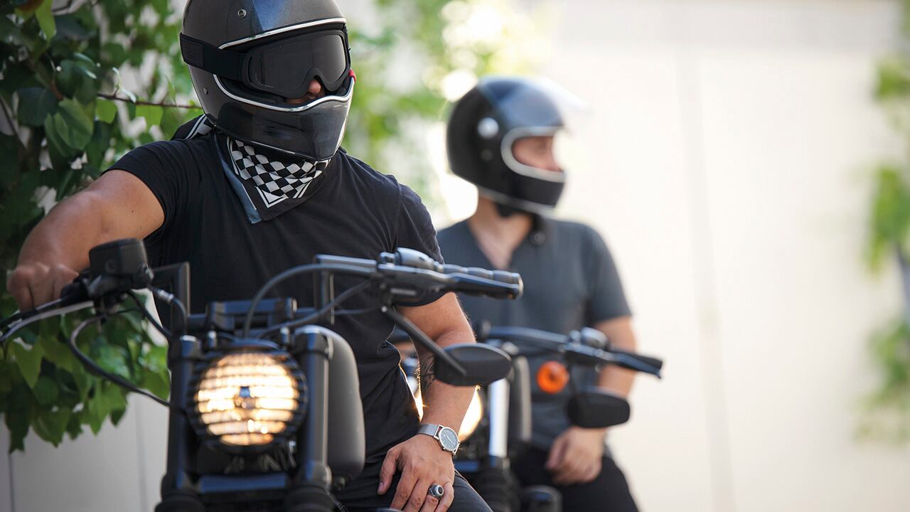 Los violadores se hacen pasar por trabajadores de plataformas de transporte en motocicletas y abordan a sus víctimas en las noches, principalmente en el norte. 