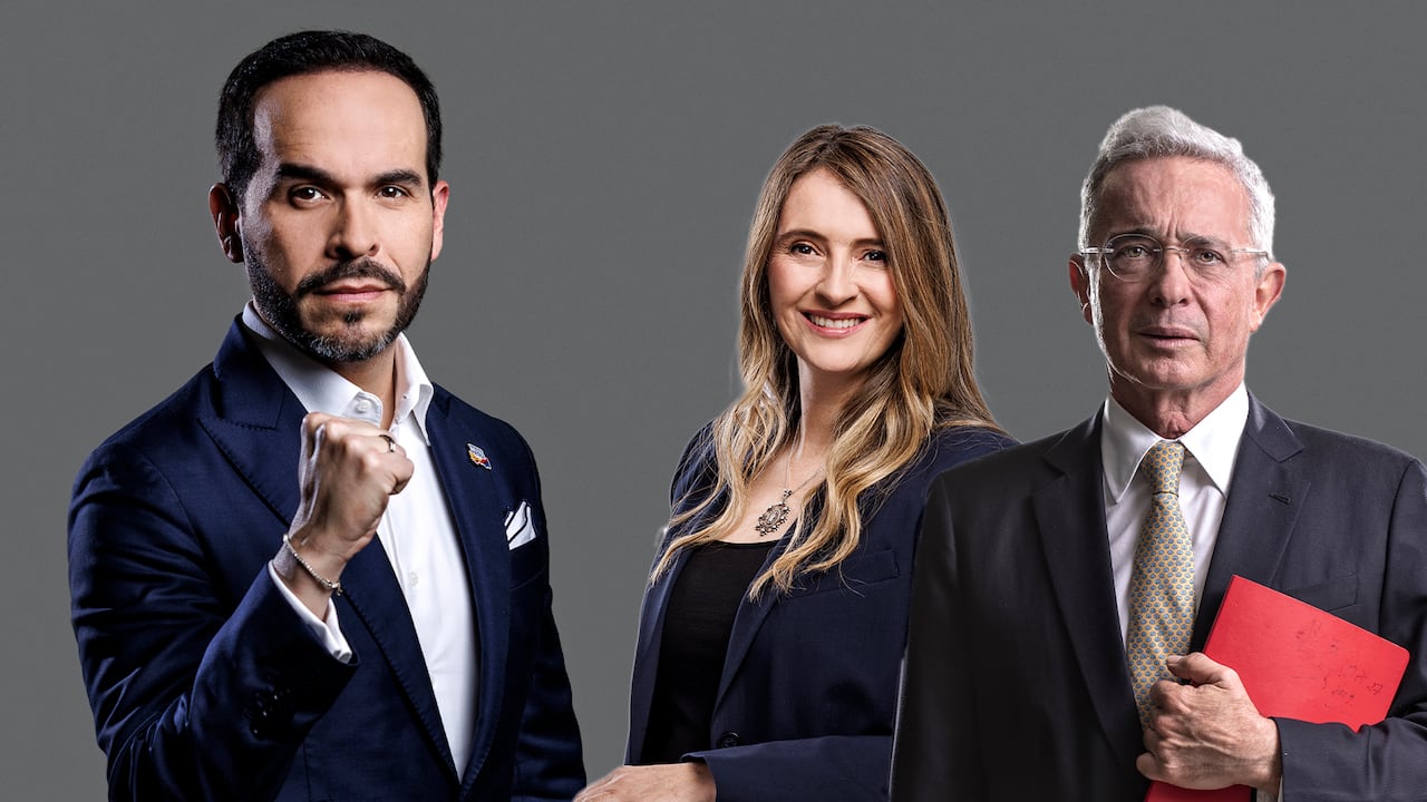 De izquierda a derecha: Abelardo de la Espriella, Paloma Valencia (candidatos presidenciales) y el expresidente Álvaro Uribe Vélez