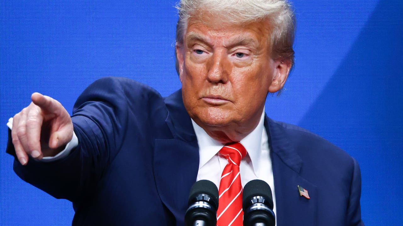 La Corte Suprema de Estados Unidos se prepara para emitir un fallo decisivo en un caso que pondría fin a la ciudadanía automática de miles de recién nacidos cada año