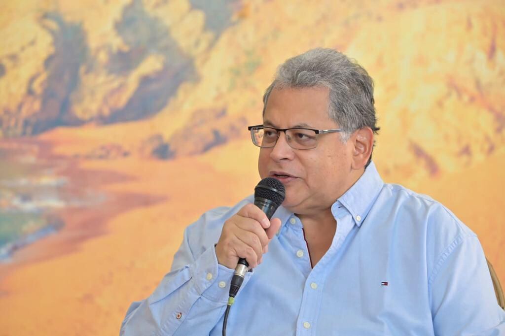 Ulahy Beltrán, superintendente de Salud.