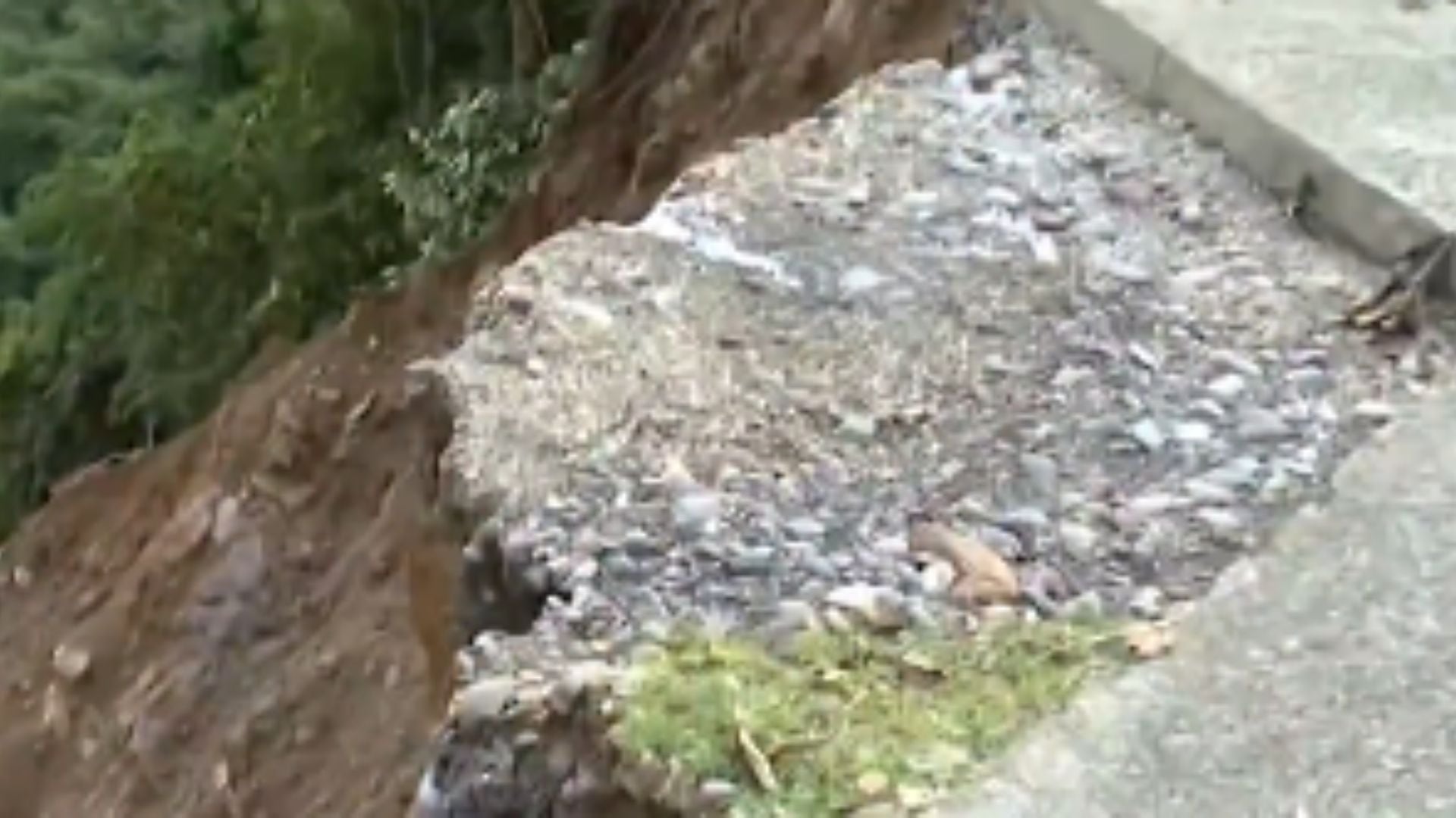 Deslizamiento en Buenavista y Samaria, en Villavicencio, Meta