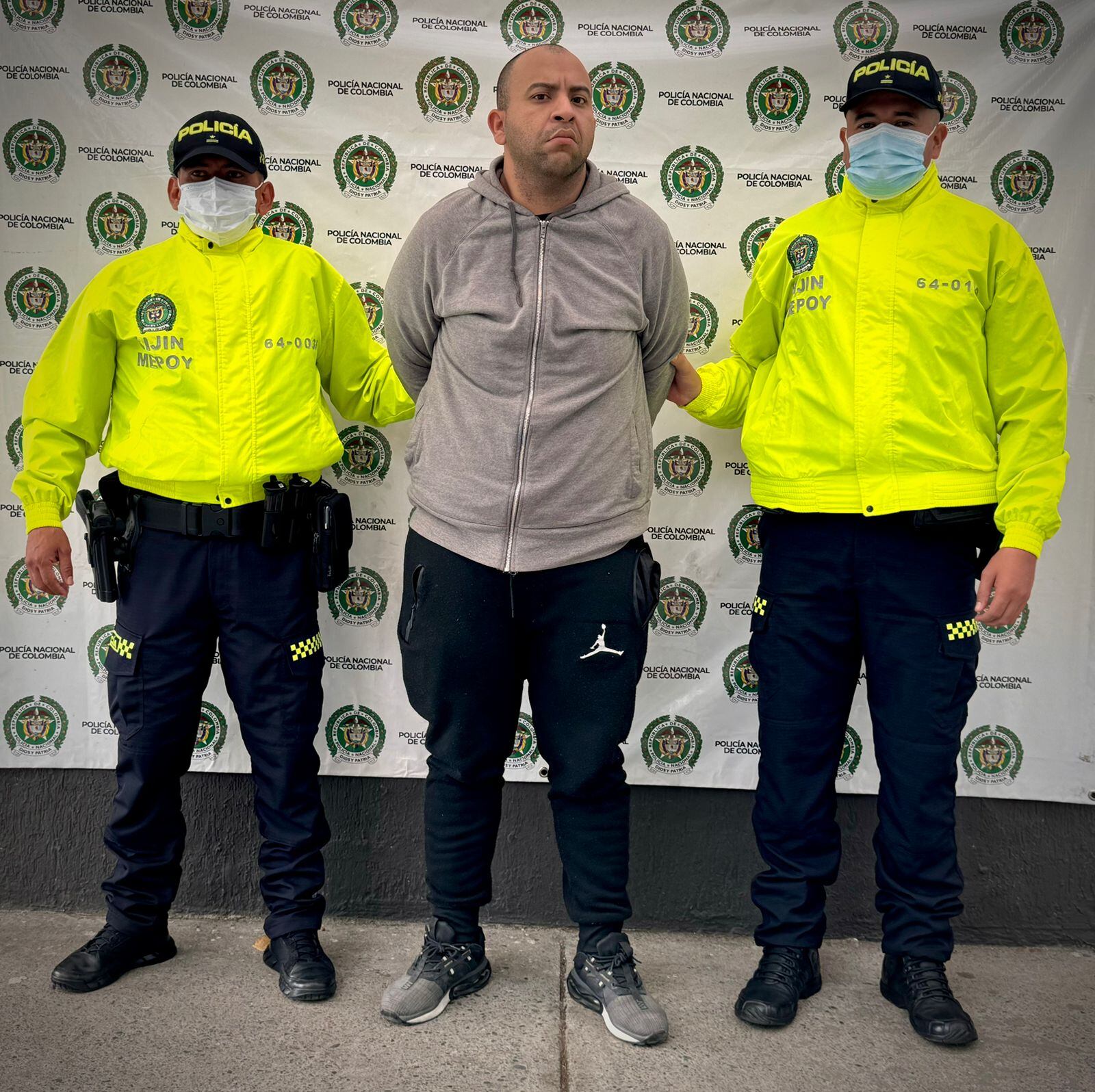 Capturan a uno de los más buscados de Chile en Colombia; sería responsable del crimen de un policía del país austral.