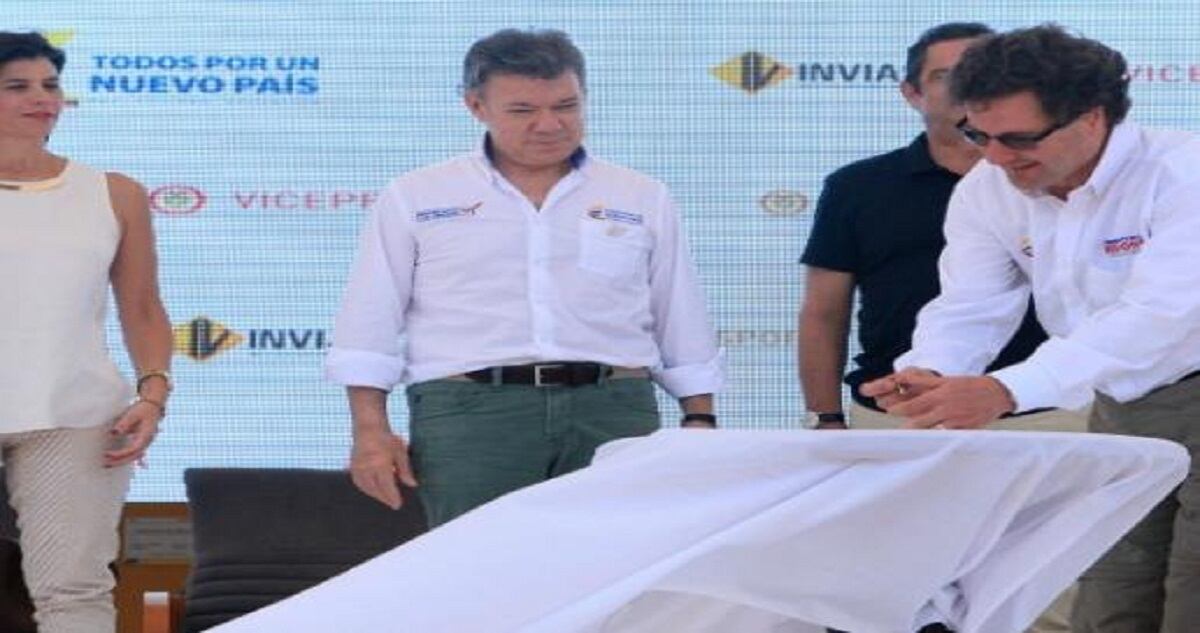 Presidente de la República, Juan Manuel Santos y Luis Fernando Andrade, Presidente de la Agencia Nacional de Infraestructura, ANI.