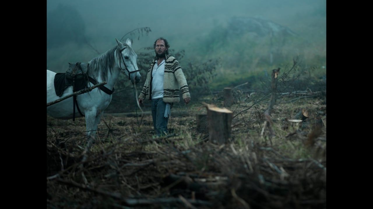 'La ley de las acciones' de Carlos Hernández.