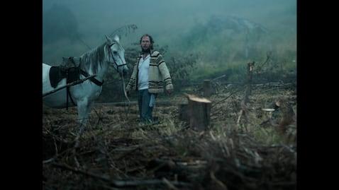 'La ley de las acciones' de Carlos Hernández.