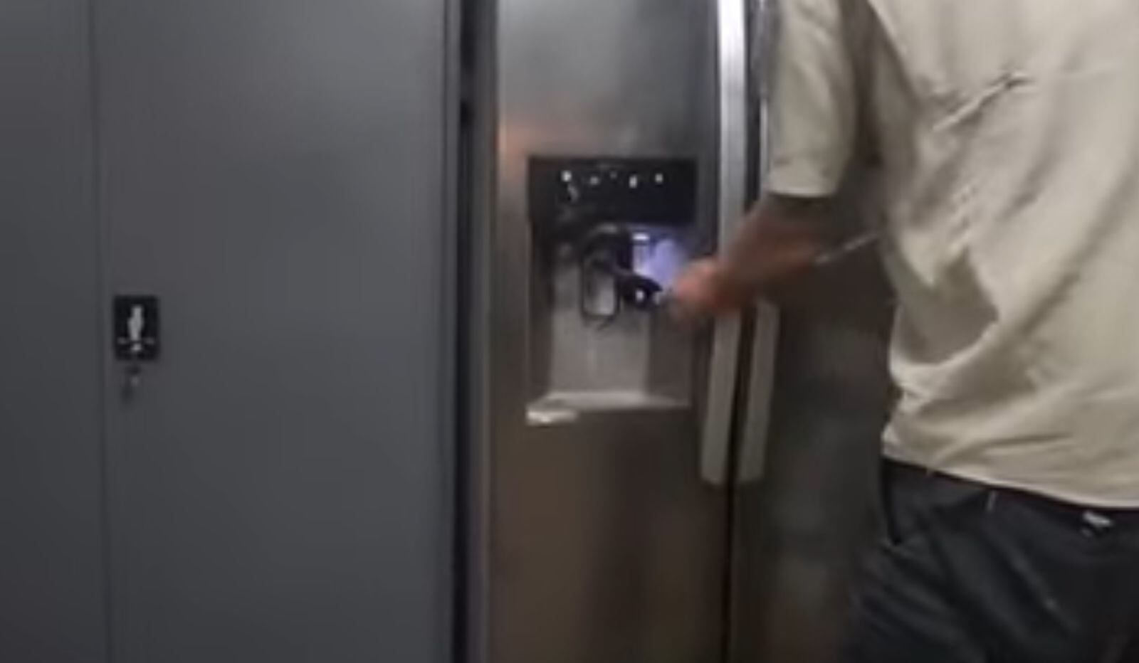 La mujer se sorprendió por el tamaño de la serpiente