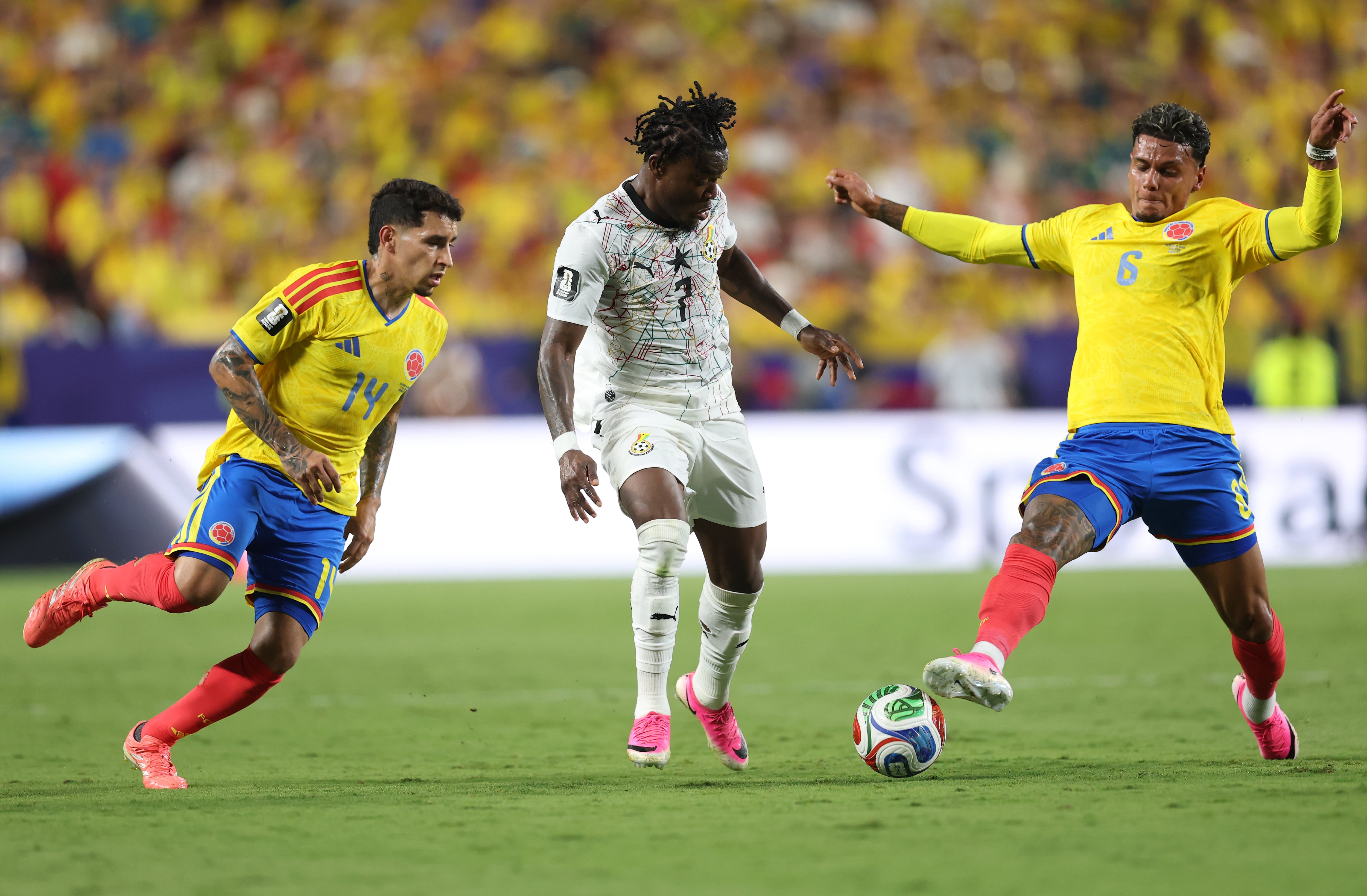 Gustavo Puerta y Richard Ríos contra Ghana.