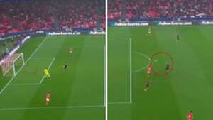 Insólito gol del Barcelona en Champions.