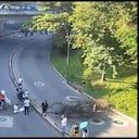 Manifestantes realizan bloqueos en el sector de Fátima, en el área metropolitana de Bucaramanga.