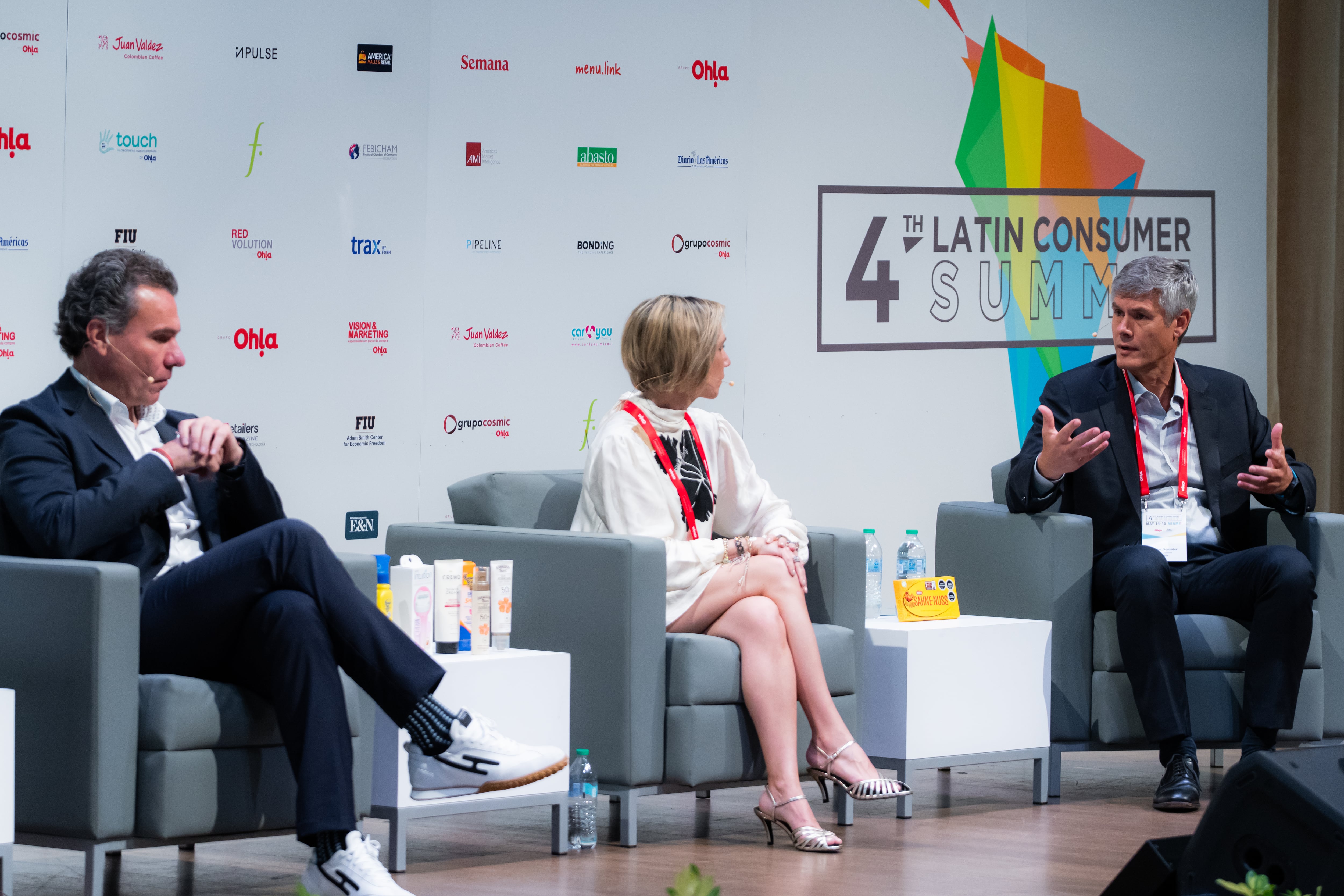 El panel se llevó a cabo en la Universidad Internacional de la Florida