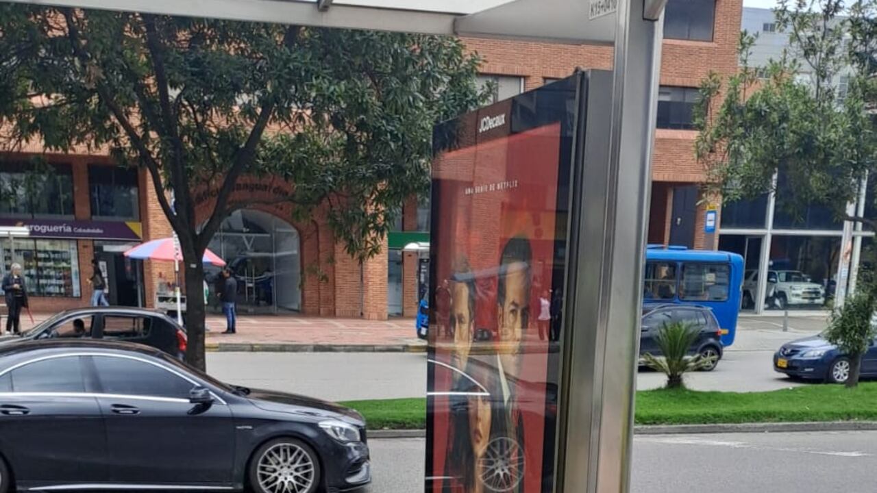 Maleta abandonada provocó el cierre de la calle 100 con avenida 15, en Bogotá: ¿qué contenía?
