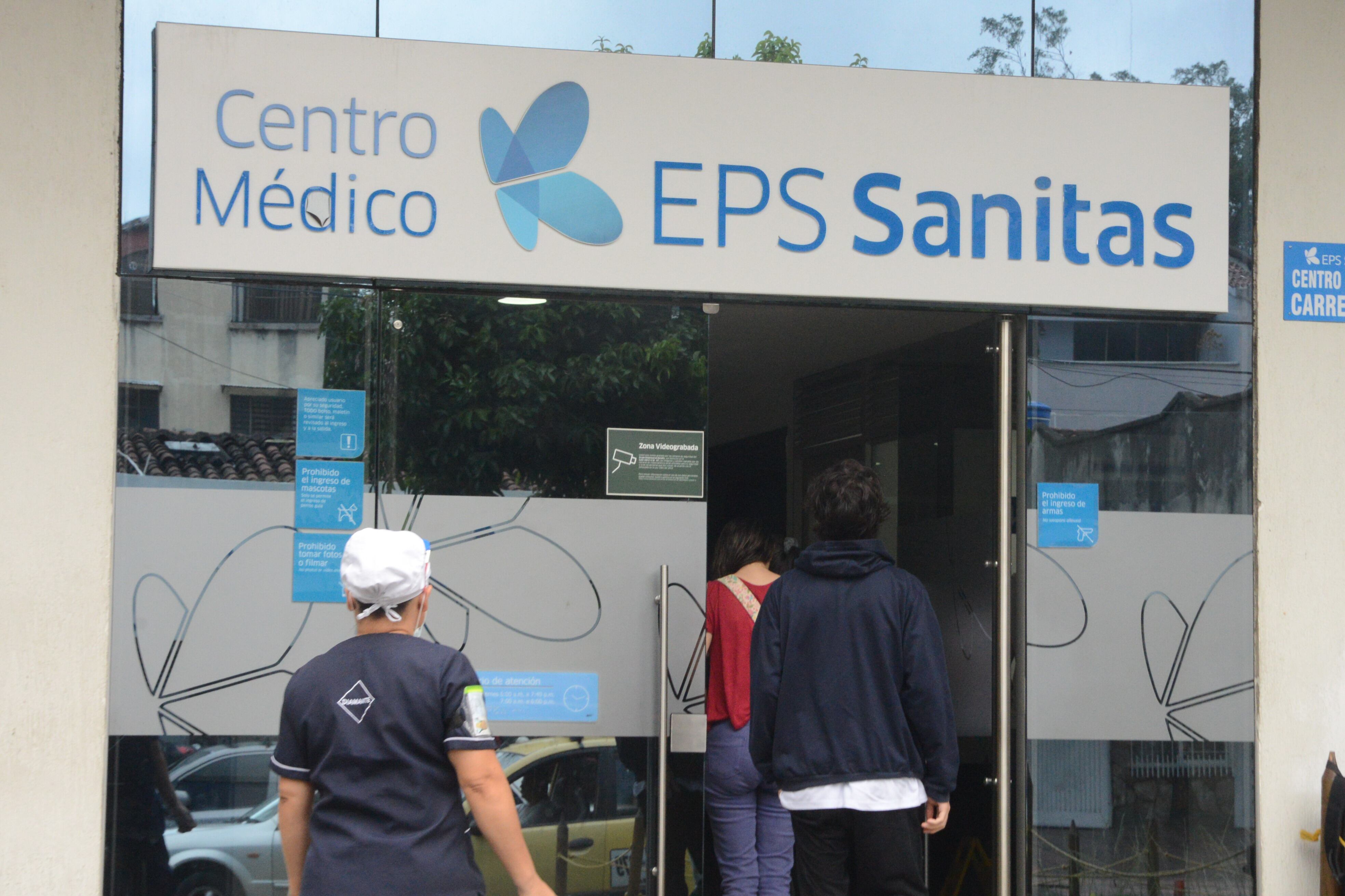 Cali; Completa normalidad en las instalación de las EPS Sanitas en Cali tras anuncio de intervención de Supersalud  Foto José L Guzmán. El País