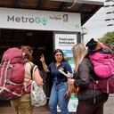Determinaron ubicar un Punto de Información al Turista – Metro Go en la plazoleta de la estación Poblado