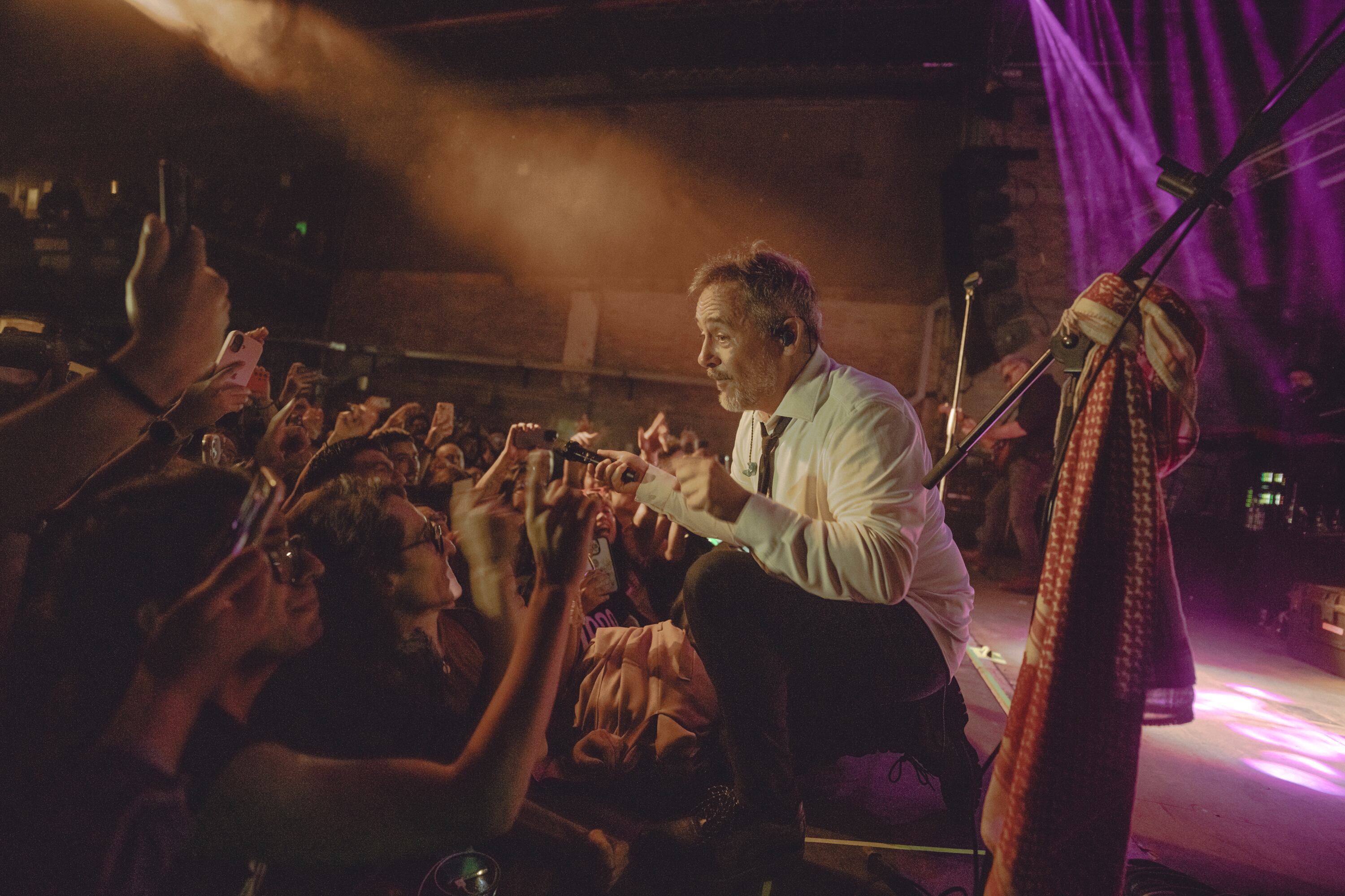 Love of Lesbian regresó por cuarta vez a Bogotá. Lo hizo en su 'La hermandad tour', en el que presenta su nuevo trabajo ‘Ejército de salvación’. El concierto tuvo lugar en The Bonfire, en Bogotá. Foto: Lina Botero - Love of Lesbian