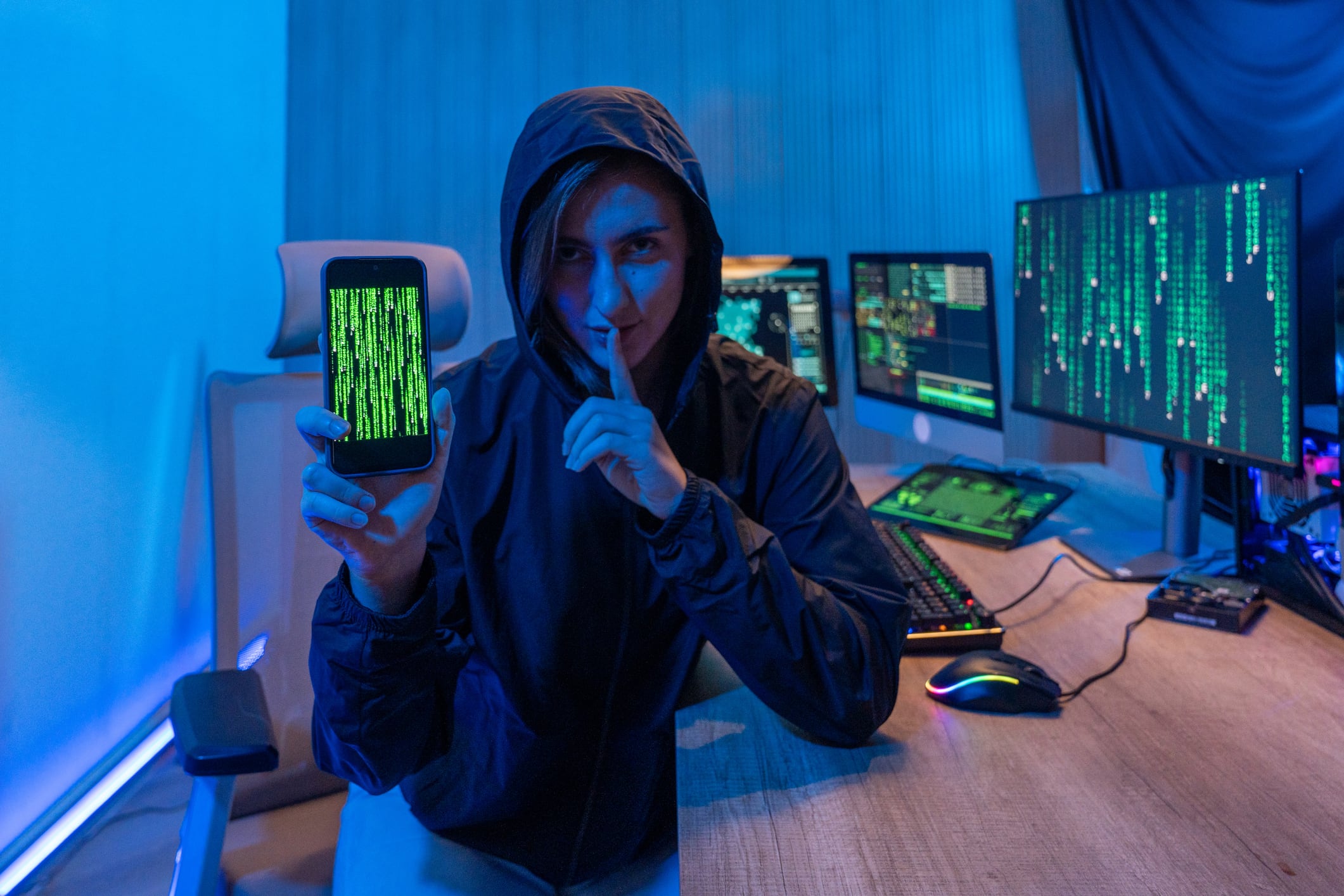 Identifican a sus víctimas mediante técnicas telefónicas antes de aplicar la estafa.