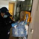 Imágenes captadas por la Dian en el operativo tras el cual llegaron a una bodega.