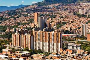 Copacabana es un destino para visitar cerca de Medellín.