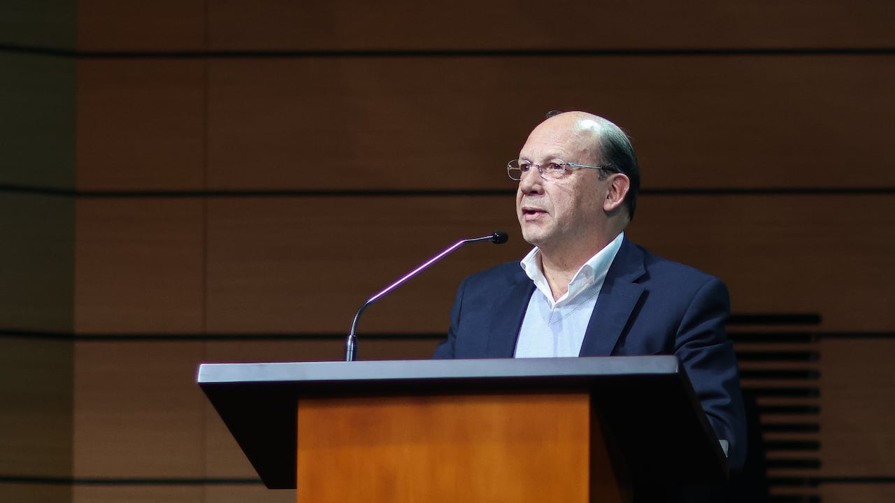 Germán Ávila, ministro de Hacienda