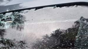 El carro de la periodista Ana Cristina Restrepo fue atacado por la intolerancia de un grupo de ciudadanos